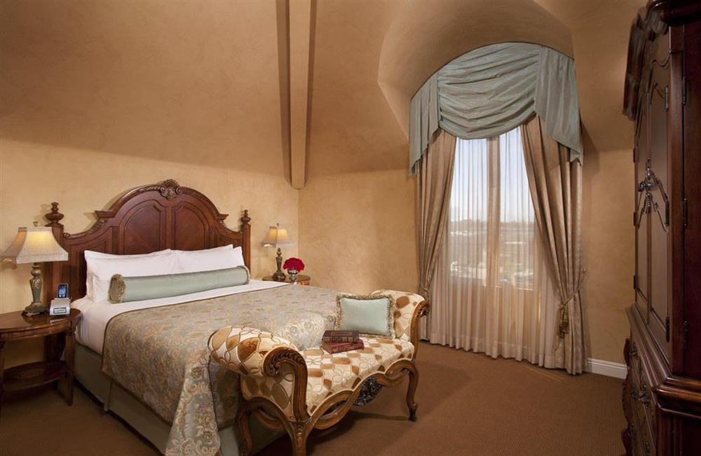 Ayres Hotel Manhattan Beach Hawthorne Bilik gambar